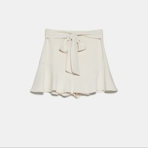 Zara Bermuda Skort with Belt Size XS